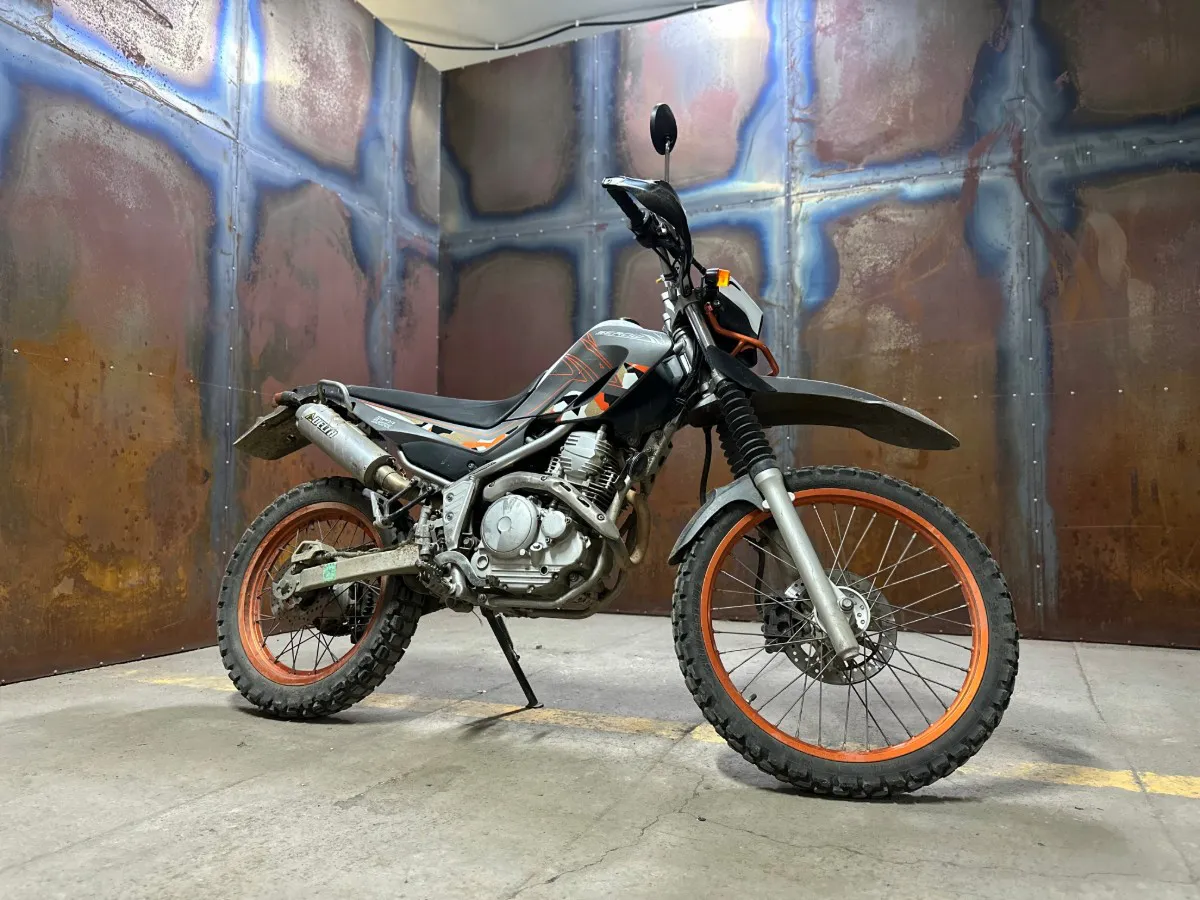 Yamaha serow XT250
